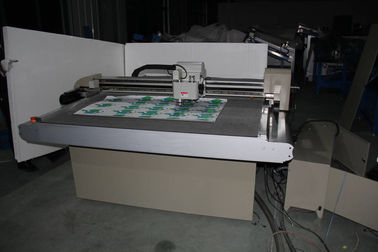 CNC que repite la cortadora de la muestra de la precisión para la caja de cartón corrugado